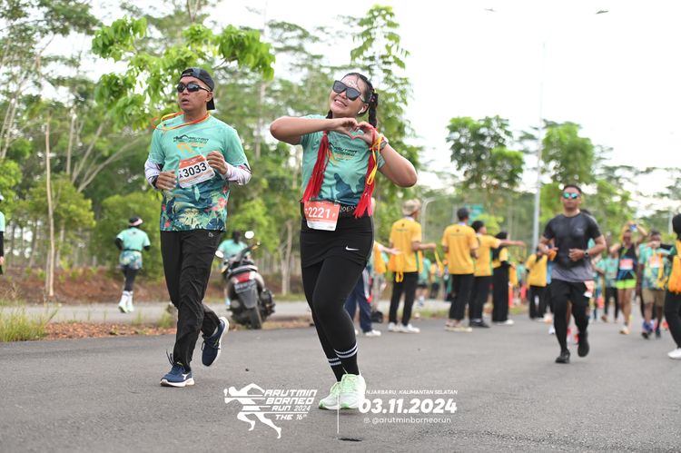 Race photo from Arutmin Borneo Run 2024