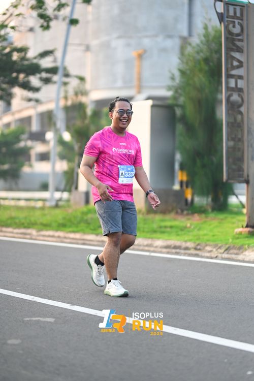 Race photo from ISOPLUS RUN 2025 - JAKARTA