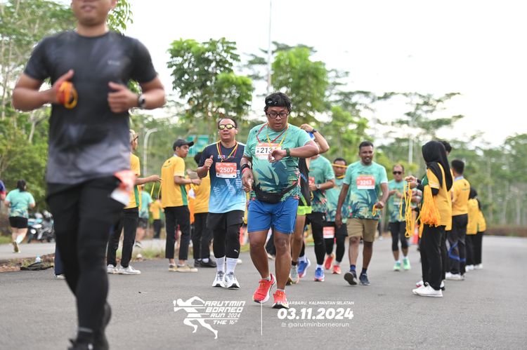 Race photo from Arutmin Borneo Run 2024