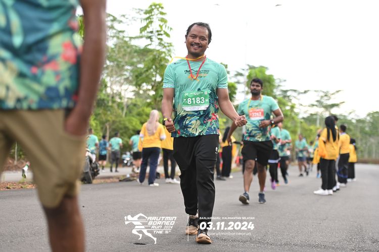 Race photo from Arutmin Borneo Run 2024