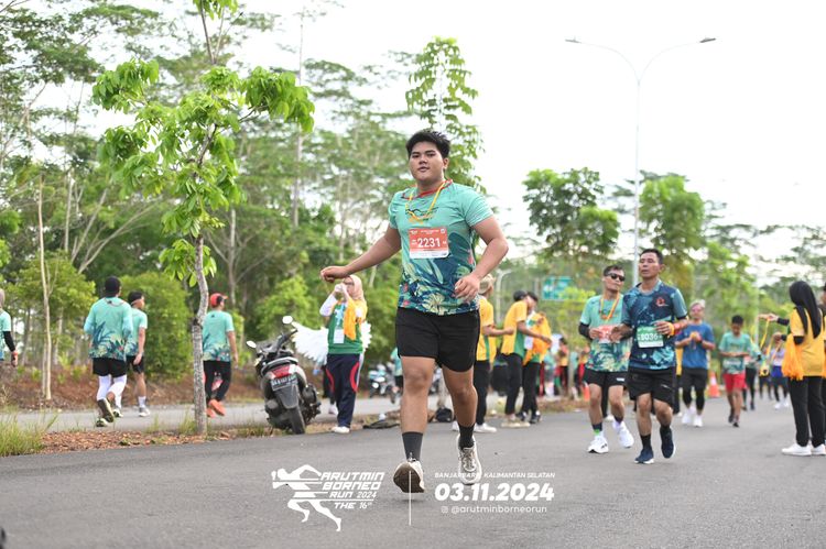Race photo from Arutmin Borneo Run 2024