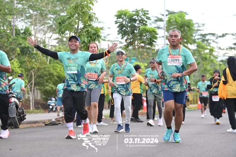 Race photo from Arutmin Borneo Run 2024