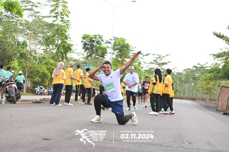 Race photo from Arutmin Borneo Run 2024