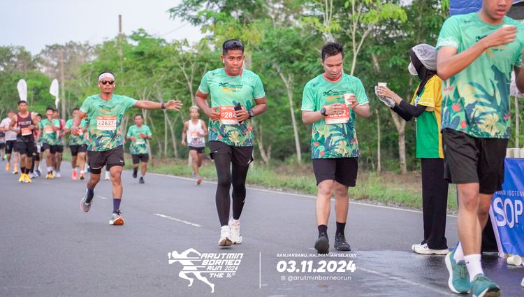 Race photo from Arutmin Borneo Run 2024