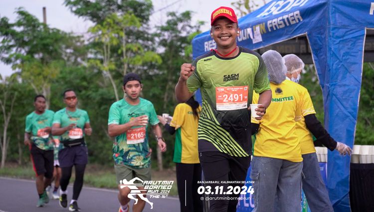 Race photo from Arutmin Borneo Run 2024