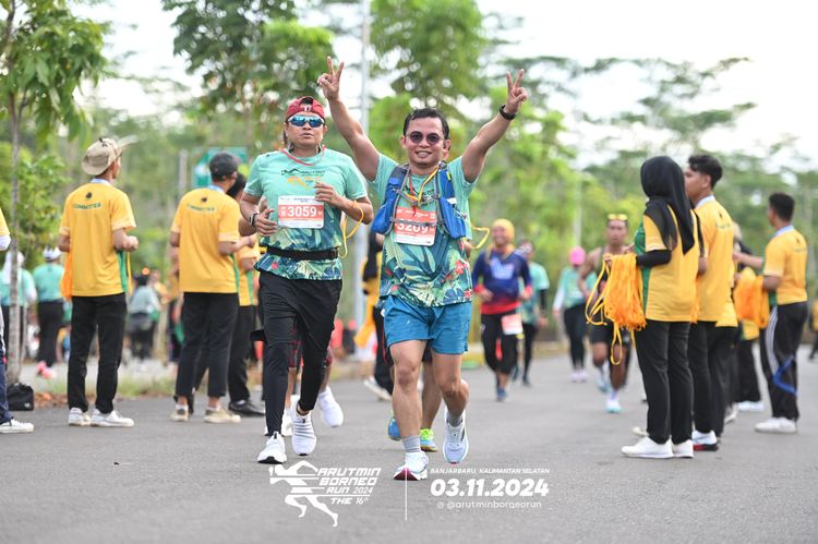 Race photo from Arutmin Borneo Run 2024