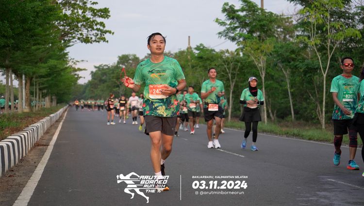 Race photo from Arutmin Borneo Run 2024