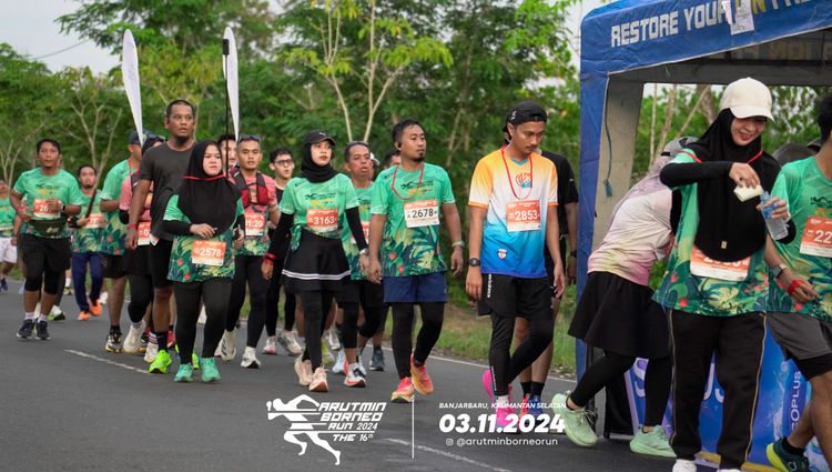 Race photo from Arutmin Borneo Run 2024