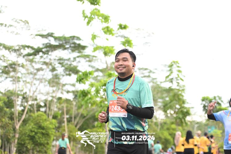 Race photo from Arutmin Borneo Run 2024