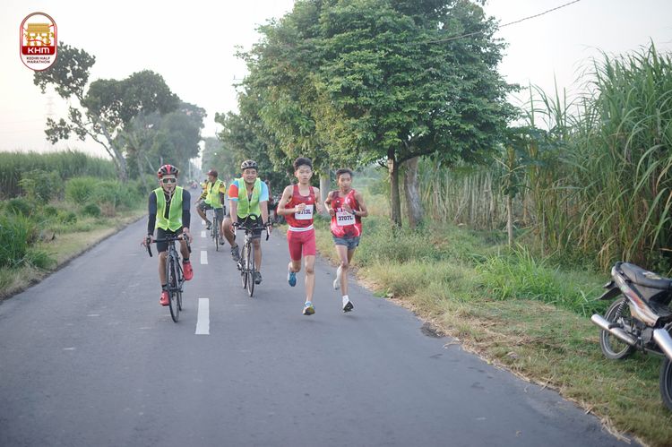 Race photo from Kediri Half Marathon 2024