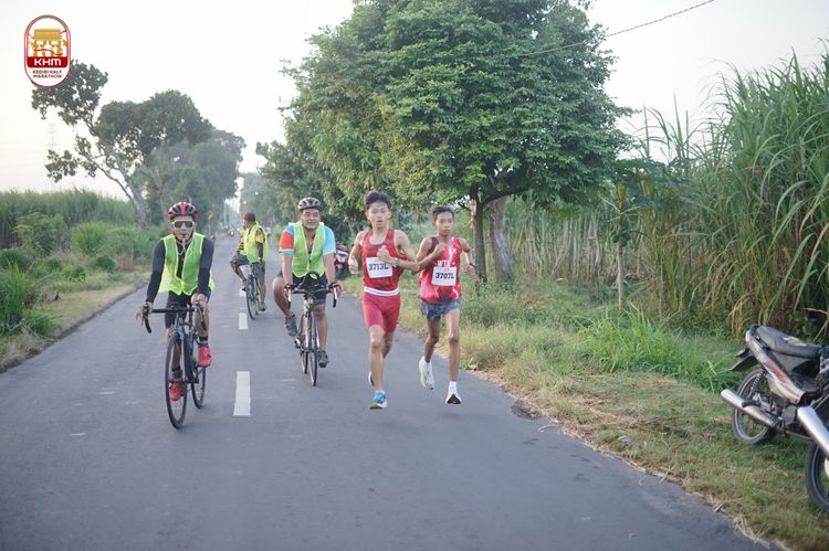 Race photo from Kediri Half Marathon 2024