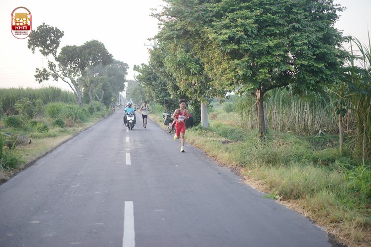 Race photo from Kediri Half Marathon 2024