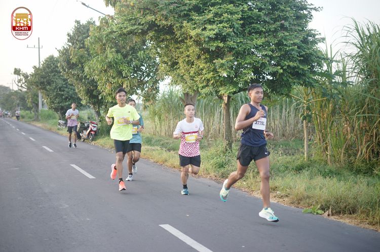 Race photo from Kediri Half Marathon 2024