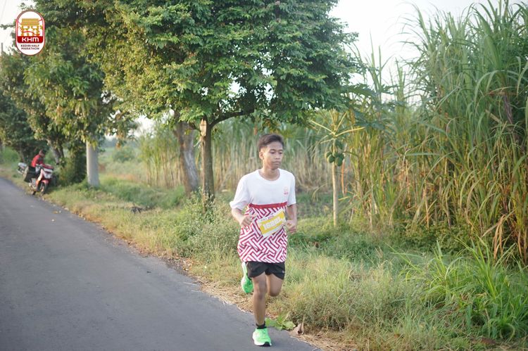 Race photo from Kediri Half Marathon 2024