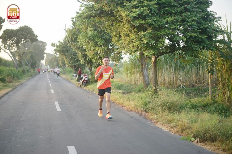 Race photo from Kediri Half Marathon 2024