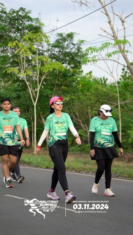 Race photo from Arutmin Borneo Run 2024