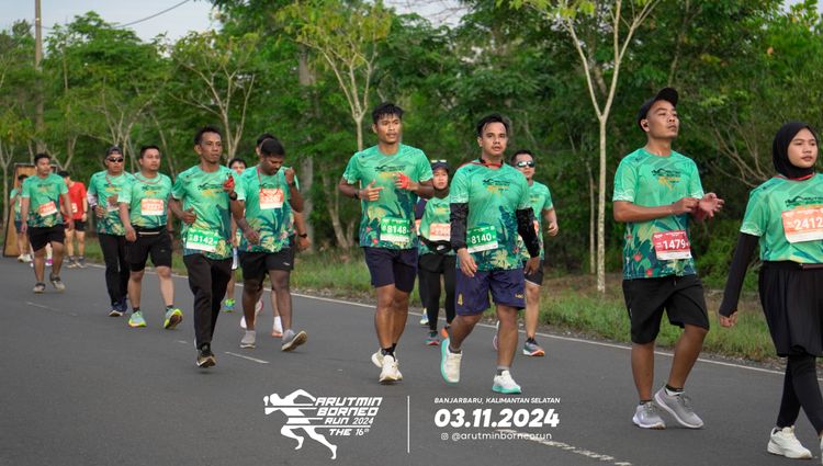 Race photo from Arutmin Borneo Run 2024