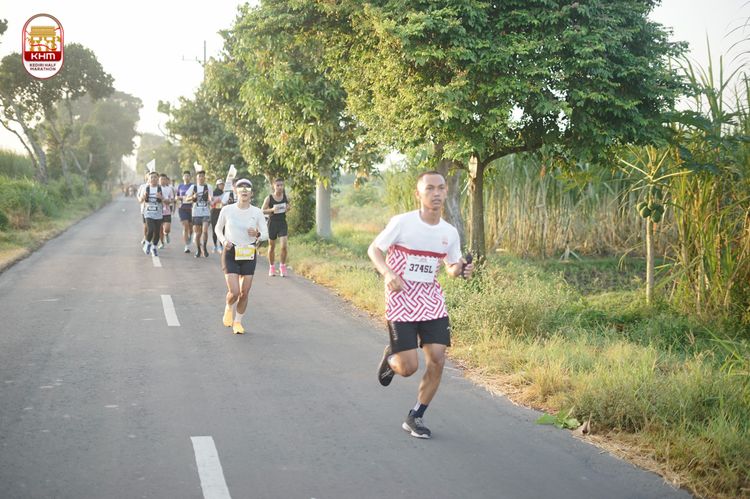Race photo from Kediri Half Marathon 2024