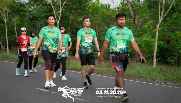 Race photo from Arutmin Borneo Run 2024