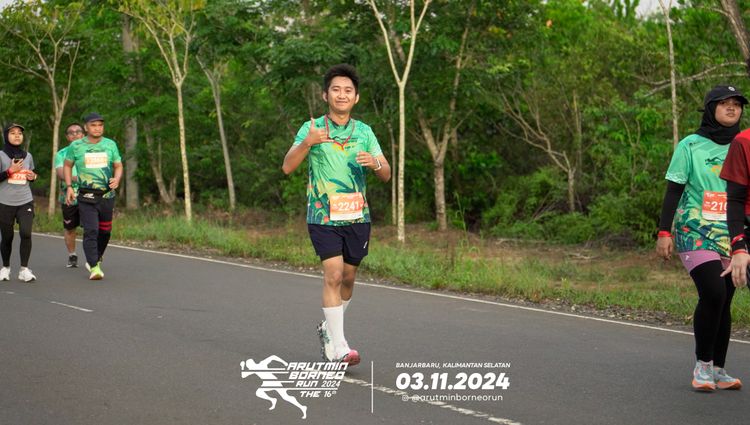 Race photo from Arutmin Borneo Run 2024