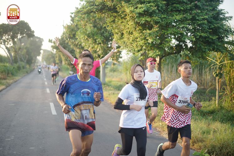 Race photo from Kediri Half Marathon 2024