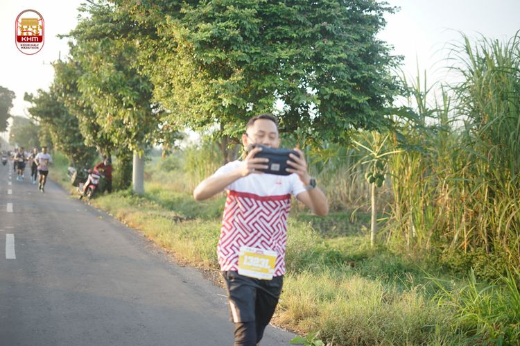 Race photo from Kediri Half Marathon 2024