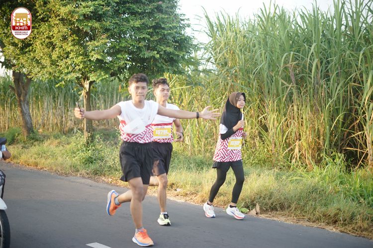 Race photo from Kediri Half Marathon 2024