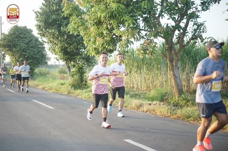 Race photo from Kediri Half Marathon 2024