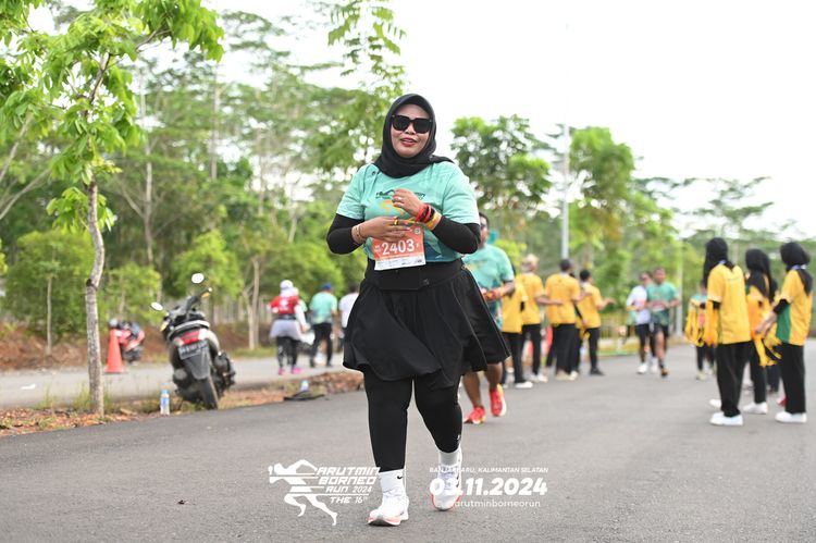 Race photo from Arutmin Borneo Run 2024