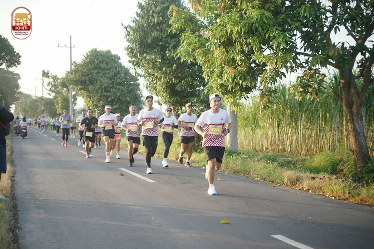 Race photo from Kediri Half Marathon 2024