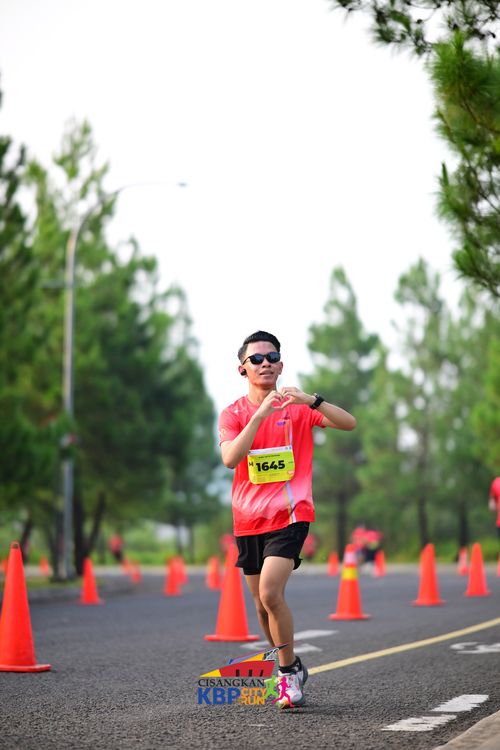 Race photo from CISANGKAN KBP CITY RUN 2025