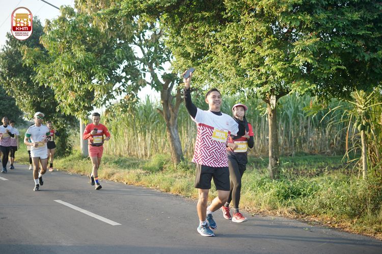Race photo from Kediri Half Marathon 2024