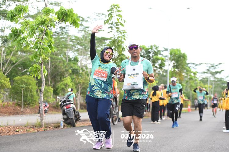 Race photo from Arutmin Borneo Run 2024