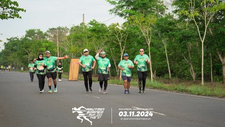 Race photo from Arutmin Borneo Run 2024