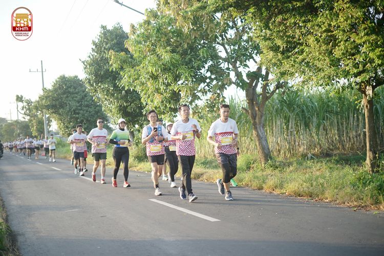 Race photo from Kediri Half Marathon 2024