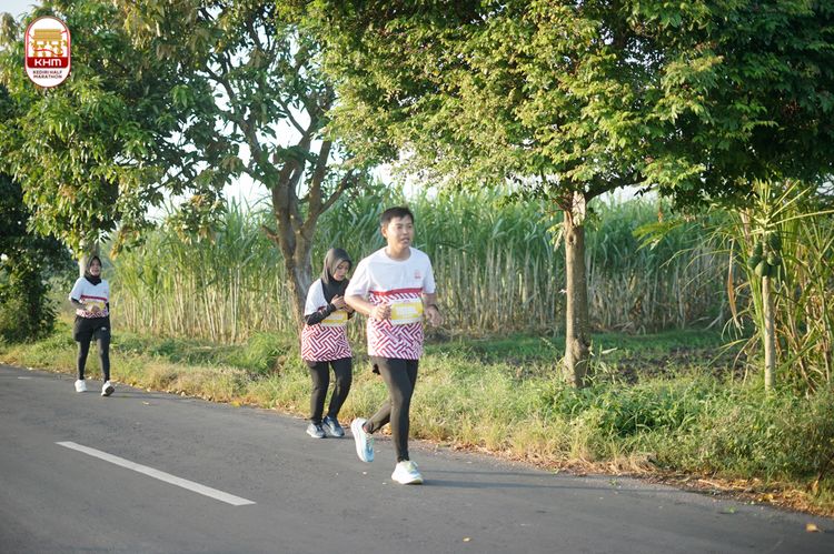 Race photo from Kediri Half Marathon 2024