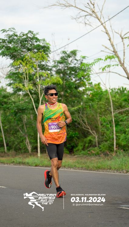 Race photo from Arutmin Borneo Run 2024