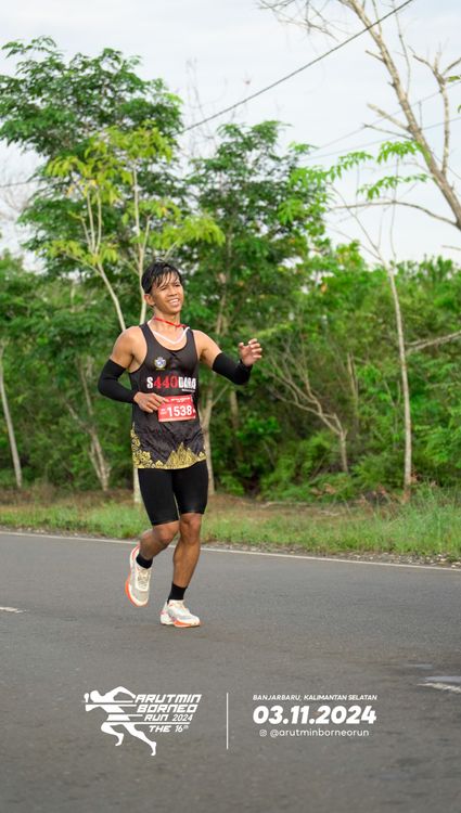 Race photo from Arutmin Borneo Run 2024