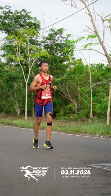 Race photo from Arutmin Borneo Run 2024