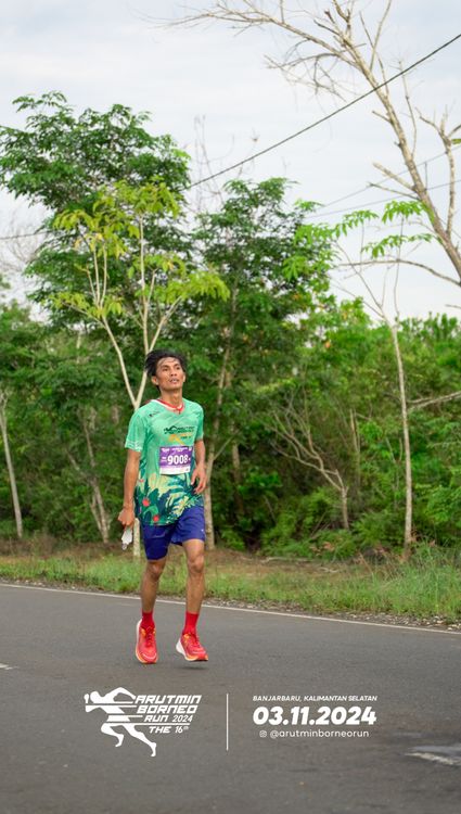 Race photo from Arutmin Borneo Run 2024