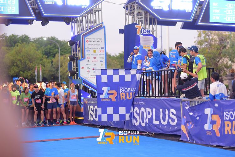 Race photo from Isoplus Run 2024 Surabaya