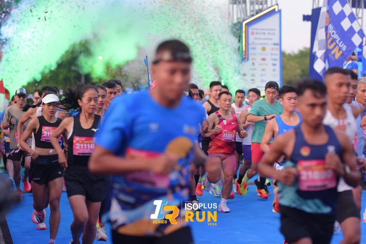 Race photo from Isoplus Run 2024 Surabaya