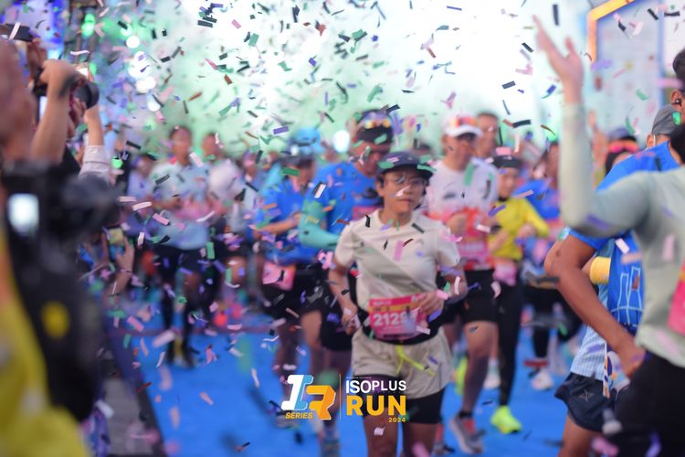 Race photo from Isoplus Run 2024 Surabaya
