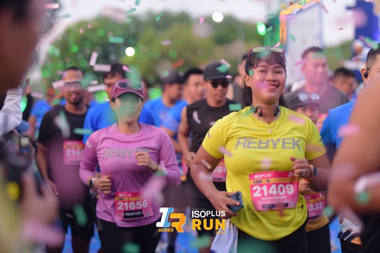 Race photo from Isoplus Run 2024 Surabaya