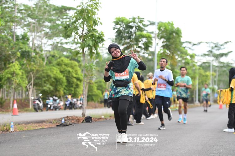 Race photo from Arutmin Borneo Run 2024