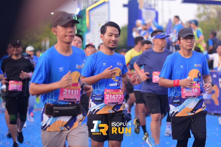 Race photo from Isoplus Run 2024 Surabaya