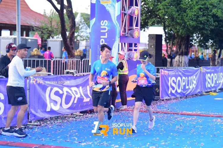Race photo from Isoplus Run 2024 Surabaya