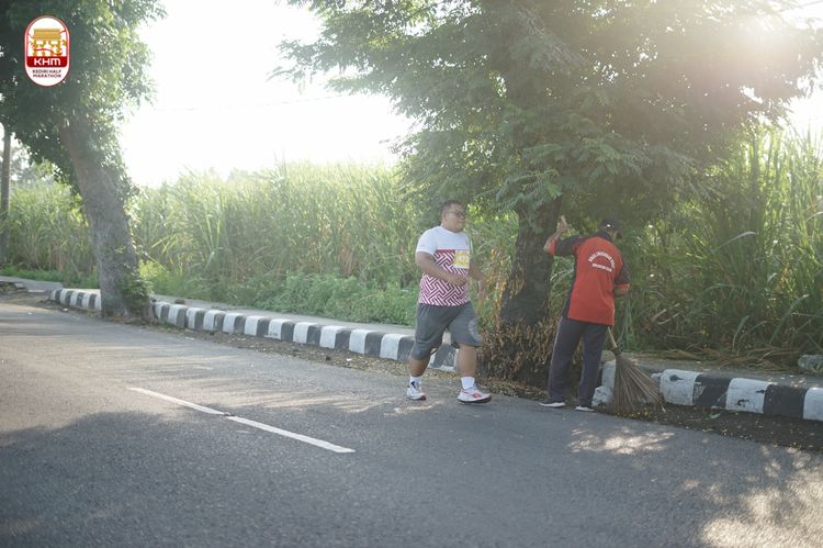 Race photo from Kediri Half Marathon 2024