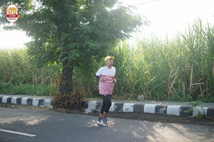 Race photo from Kediri Half Marathon 2024
