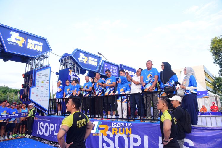 Race photo from Isoplus Run 2024 Surabaya